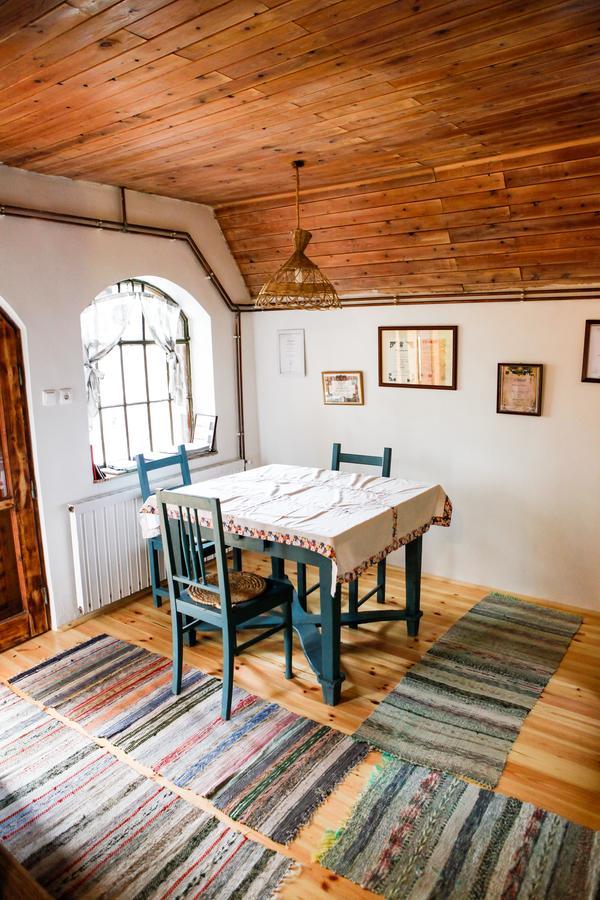 Myrtus Pince Es Vendeghaz Hotell Tarcal Exteriör bild